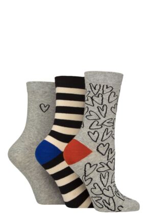 Women's 3 Pair Caroline Gardner Patterned Cotton Socks Small Heart Outline Mix 4-8 Women's