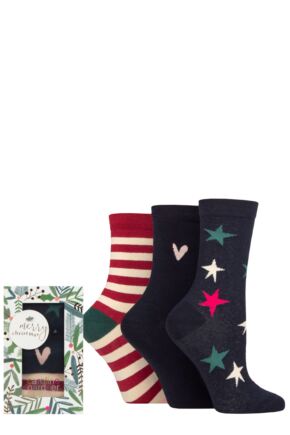 Women's 3 Pair Caroline Gardner Christmas Foliage Gift Boxed Cotton Socks