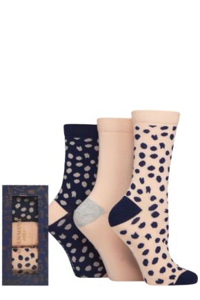 Women's 3 Pair Glenmuir Bamboo Patterned Socks in Christmas Gift Box