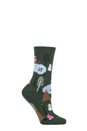 Women's 1 Pair Thought Gloria Christmas Scene Organic Cotton Socks Forest Green 4-7